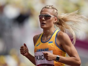 Бегунки Ткачук и Рыжикова получили «серебро» и «бронзу» этапа Бриллиантовой лиги на 400 метров с барьерами