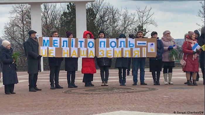 Акция протеста против российской оккупации в Мелитополе 